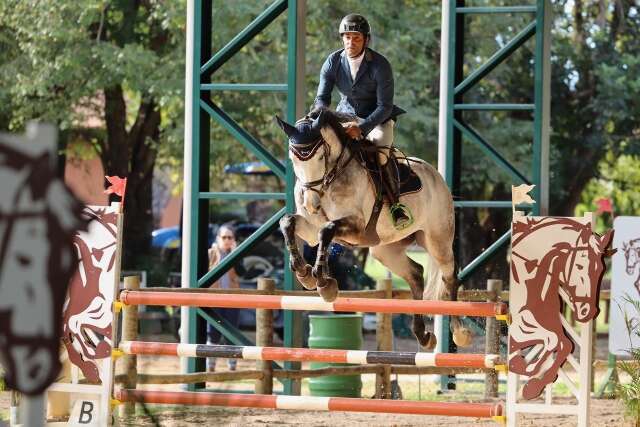 Mais de 300 atletas disputam a grande final do hipismo estadual em MS