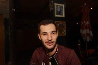 Em bar no Jardim Itatiaia, torcida do Atl&eacute;tico-MG lamenta t&iacute;tulo perdido