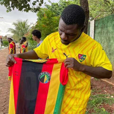 Copa entre Na&ccedil;&otilde;es re&uacute;ne imigrantes e revela mosaico cultural em Campo Grande