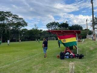 Copa entre Na&ccedil;&otilde;es re&uacute;ne imigrantes e revela mosaico cultural em Campo Grande