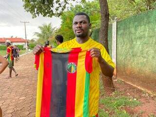 Copa entre Na&ccedil;&otilde;es re&uacute;ne imigrantes e revela mosaico cultural em Campo Grande