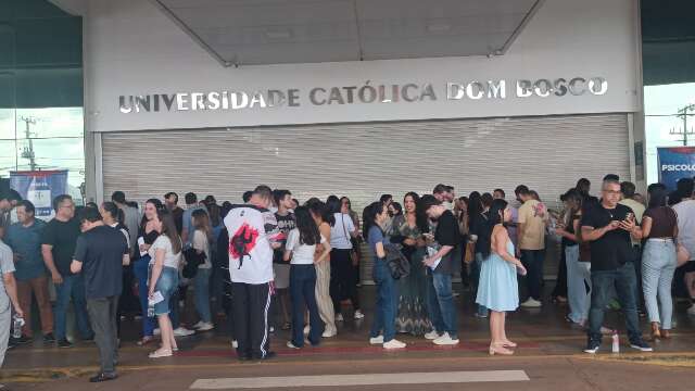 Enade movimenta professores e universit&aacute;rios neste domingo