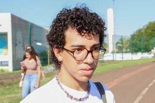 Candidatos encaram vestibular da UEMS com tranquilidade após experiência no Enem Candidatos encaram vestibular da UEMS com tranquilidade após experiência no Enem