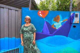 Inspirado em bolo gigante, barquinho de Lourde virou mural 