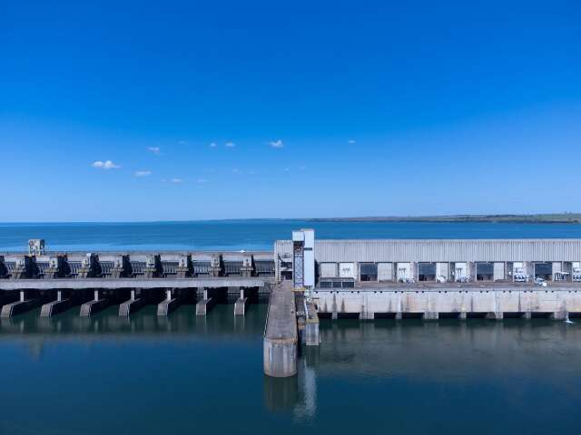 Vaz&atilde;o volta a ser reduzida em Porto Primavera para preservar reservat&oacute;rios