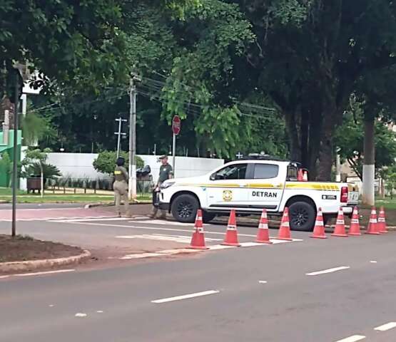 Fiscais cobram horas extras para ficar no Parque dos Poderes