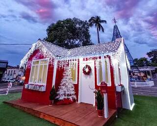 Aquidauana suspende decorações de Natal para priorizar serviços essenciais Aquidauana suspende decorações de Natal para priorizar serviços essenciais