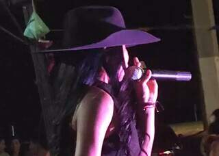 Inspirada em Ana Castela, Gessiane sonha em ser sertaneja ind&iacute;gena