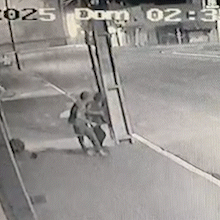 Ladr&otilde;es usam toda for&ccedil;a que t&ecirc;m para furtar fios de poste no Coronel Antonino