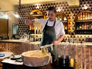 Roda de queijo em restaurante vira convite irrecus&aacute;vel &agrave;s segundas