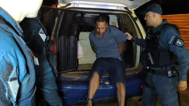 Venezuelano relata ci&uacute;mes e brigas constantes, mas nega ter matado ex-guarda