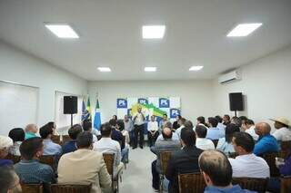 Reinaldo reúne 62 vereadores do PL e inicia estratégia contra possível “Lula 4” Reinaldo reúne 62 vereadores do PL e inicia estratégia contra possível “Lula 4”