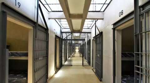 Estado quer criar fundo para usar dinheiro do trabalho de presos 