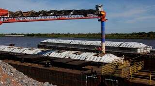 Com cen&aacute;rio h&iacute;drico a favor, Hidrovia do Paraguai move 8,5 milh&otilde;es de toneladas