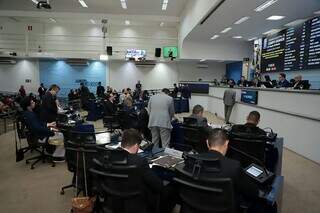 Terrenos avaliados em R$ 5,5 milh&otilde;es ser&atilde;o doados a duas empresas na Capital 