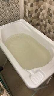 Moradores relatam &aacute;gua turva nas torneiras ap&oacute;s manuten&ccedil;&atilde;o em rede