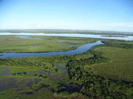 Grupo estuda cobran&ccedil;a pelo uso da &aacute;gua na bacia do Rio Ivinhema