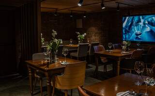 Atum vira espet&aacute;culo em cerim&ocirc;nia japonesa que a Capital aprendeu a apreciar