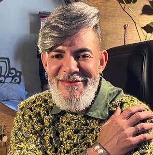 Estilista de MS vestiu Daniela Mercury em novo clipe com Alcione