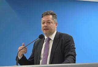 Famílias denunciam violência obstétrica e cobram justiça em audiência pública Famílias denunciam violência obstétrica e cobram justiça em audiência pública