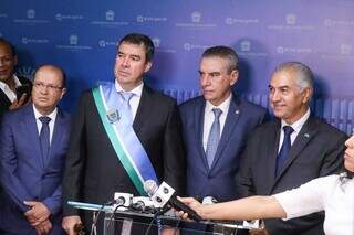 Pol&iacute;tica agradece adeus &agrave; posse na ressaca do 1&ordm; de janeiro