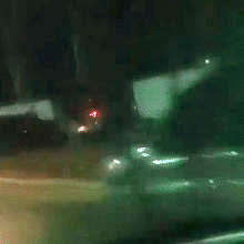 Carro atravessa muro de cemit&eacute;rio na Av. C&ocirc;nsul Assaf Trad