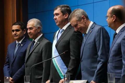 Pol&iacute;tica agradece adeus &agrave; posse na ressaca do 1&ordm; de janeiro