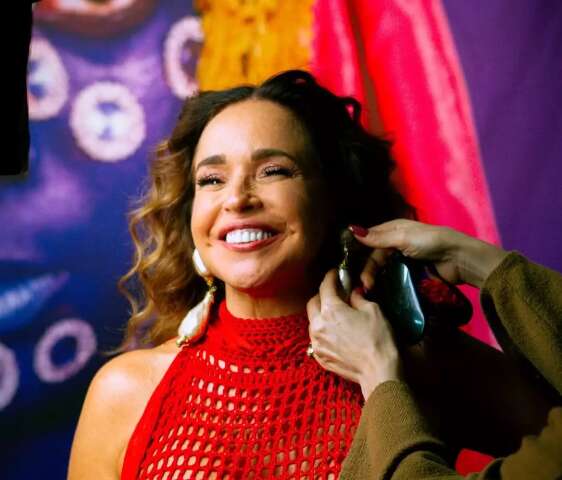 Estilista de MS vestiu Daniela Mercury em novo clipe com Alcione