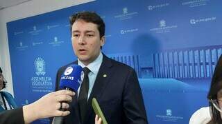 Homenagem a libaneses ocorre sem presen&ccedil;a de deputado proponente