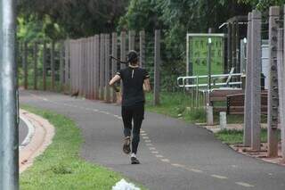 Ap&oacute;s ataque no Parque dos Poderes, corredores ajustam rotas e redobram aten&ccedil;&atilde;o