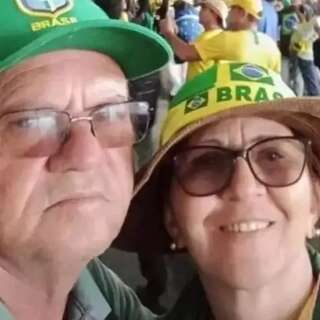 &quot;Foram l&aacute; e n&atilde;o quebraram nada&quot;, argumenta defesa de casal condenado pelo 8/1