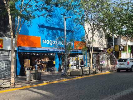 Na Black Friday, poucas lojas antecipam abertura e movimento ainda segue t&iacute;mido