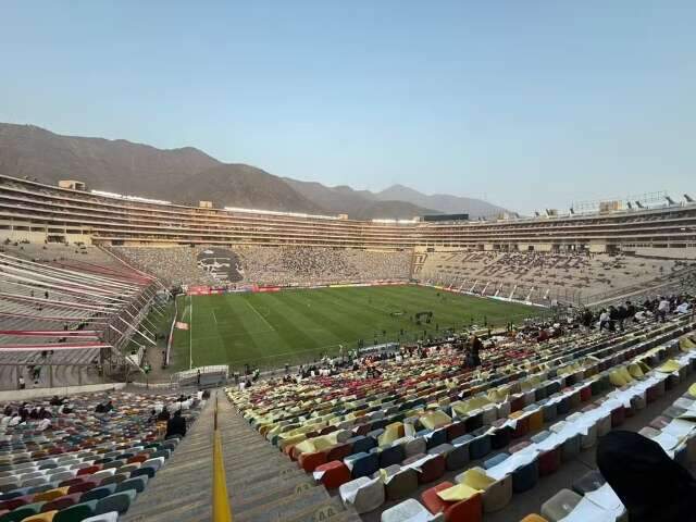 Jogo entre Palmeiras e Flamengo ter&aacute; atraso de 15 minutos