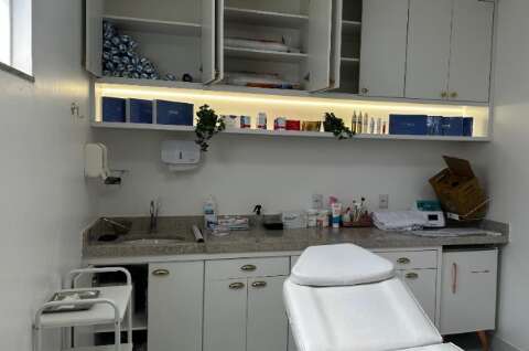 Paciente relata que nunca soube quais produtos cl&iacute;nica interditada usava