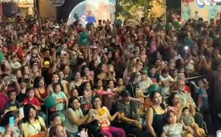 Natal dos Sonhos inicia com grande p&uacute;blico no Centro 