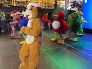 Natal dos Sonhos inicia com grande p&uacute;blico no Centro 