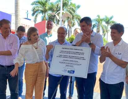 Com agenda cheia, Riedel entrega obras de pavimenta&ccedil;&atilde;o na regi&atilde;o sul do Estado 