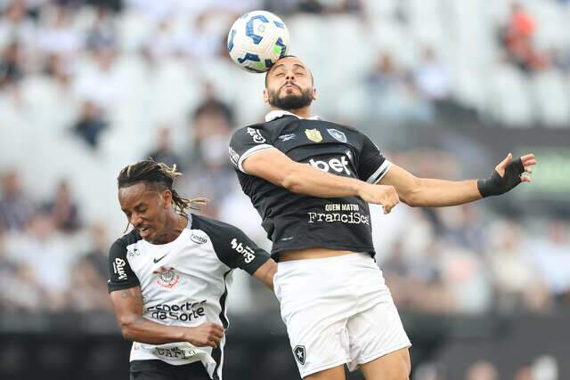 Corinthians e Botafogo empatam em jogo de quatro gols pelo Brasileir&atilde;o