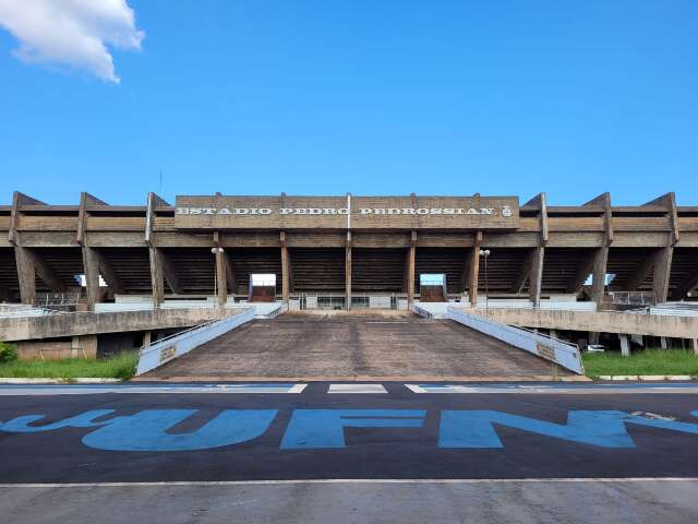 Moren&atilde;o voltar&aacute; a receber futebol em 2026 para atrair investidores, prev&ecirc; Riedel