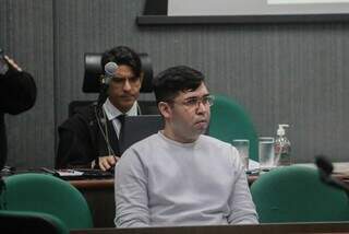 Agiota &eacute; preso por suspeita de assassinar rapaz a tiros em ciclovia