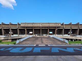 Moren&atilde;o voltar&aacute; a receber futebol em 2026 para atrair investidores, prev&ecirc; Riedel