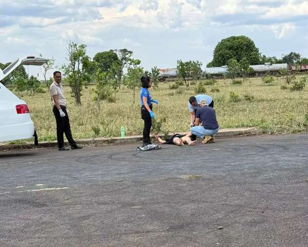 Homem &eacute; assassinado a tiros em &aacute;rea de manobras no Parque do Lageado
