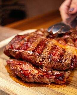 Jantar Angus no Vitrine Grill: Alta qualidade e custo-benef&iacute;cio