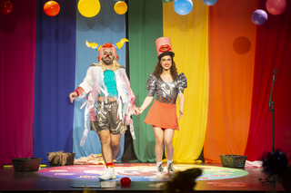 Sesc Teatro Prosa abre dezembro com agenda cultural gratuita