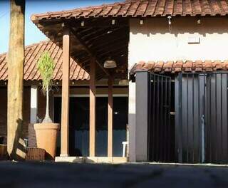 Gaeco foi às ruas para prender clã Razuk e 17 suspeitos, mas 3 estão foragidos Gaeco foi às ruas para prender clã Razuk e 17 suspeitos, mas 3 estão foragidos