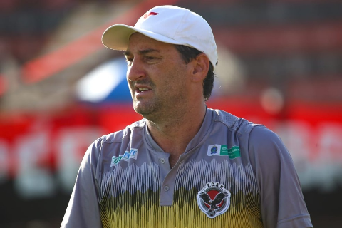 &Aacute;guia Negra mant&eacute;m Rodrigo Cascca para comandar equipe em 2026