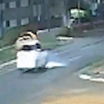 C&acirc;mera em avenida registrou batida em mureta que matou estudante de 24 anos