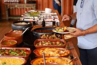 Pira Restaurante lança novo buffet no almoço com variedade Pira Restaurante lança novo buffet no almoço com variedade