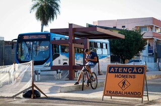 Adriane Lopes promete concluir corredores de &ocirc;nibus e reavaliar novos trechos