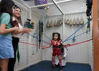 M&atilde;e ouviu que o lugar da filha com defici&ecirc;ncia &ldquo;&eacute; dentro de casa&rdquo;